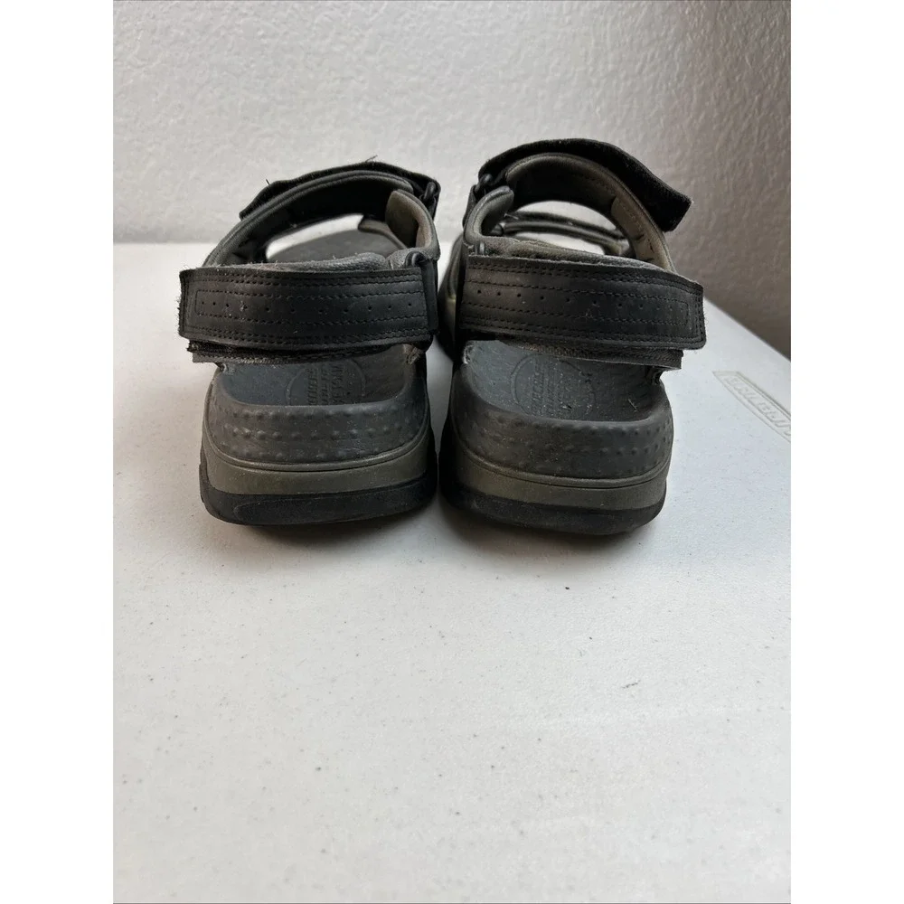 Skechers Tresmen-Garo Relaxed Fit‎ Sandals Men's Size 11 Black / Gray.